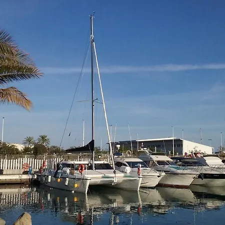 Beach House Caleta Apartment *
